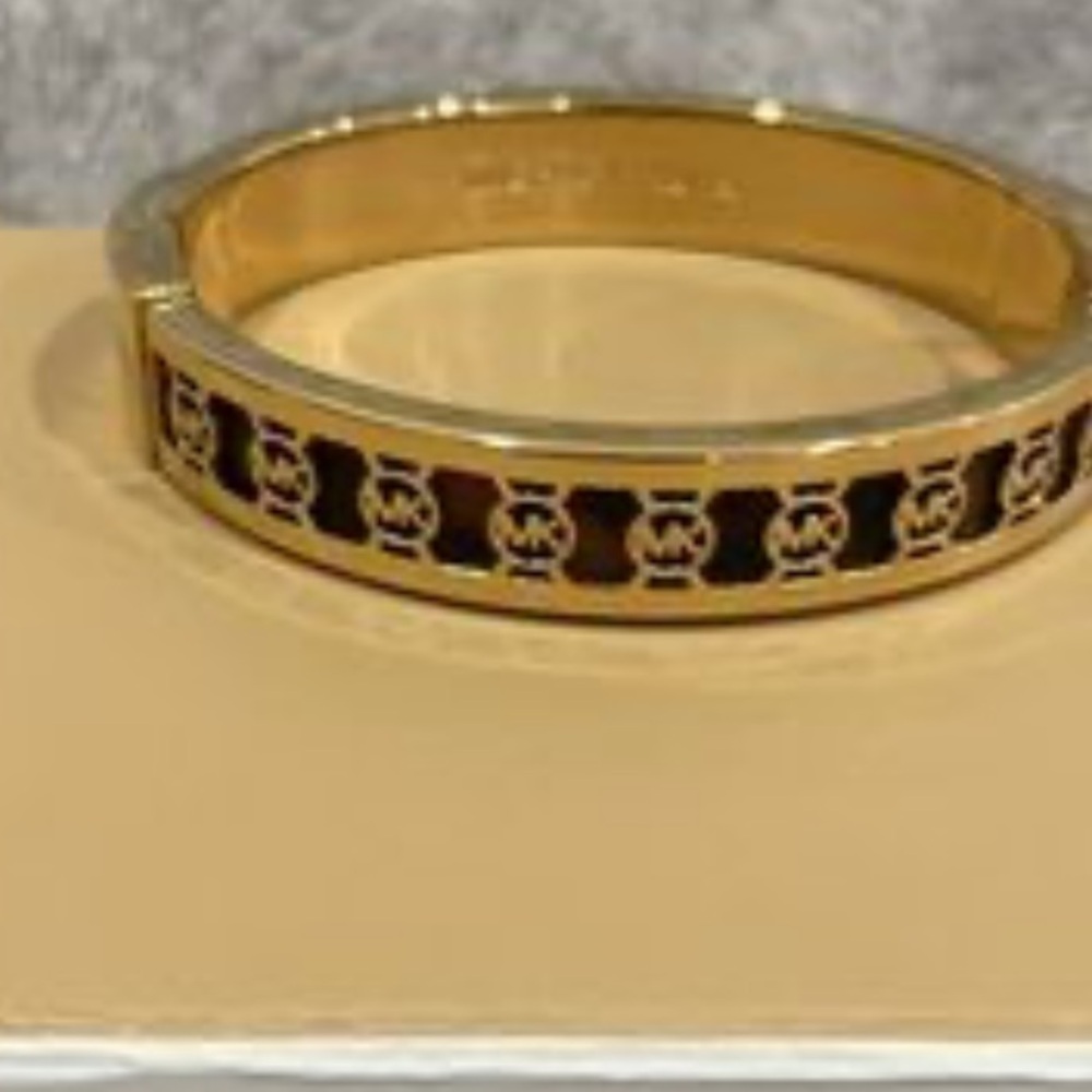 MICHAEL KORS GOLD plated Bracelet - Picture 2 of 4